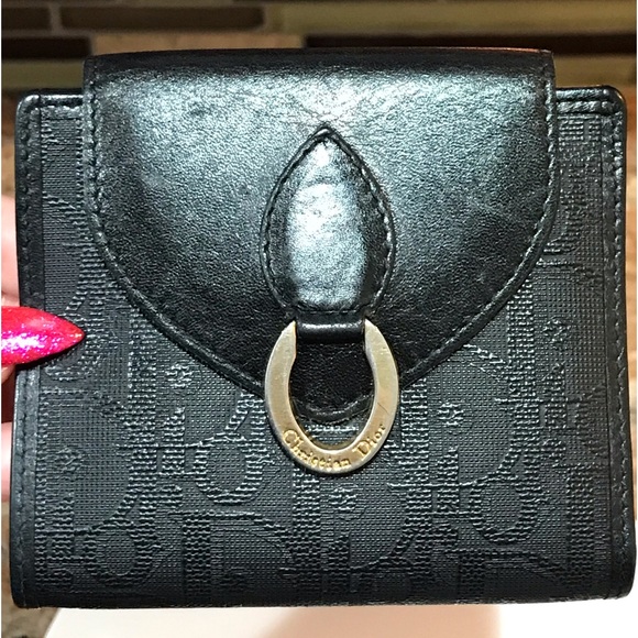 ‼️SOLD‼️DIOR Signature Compact Wallet 😍❤️‍🔥💛 - Picture 4 of 17